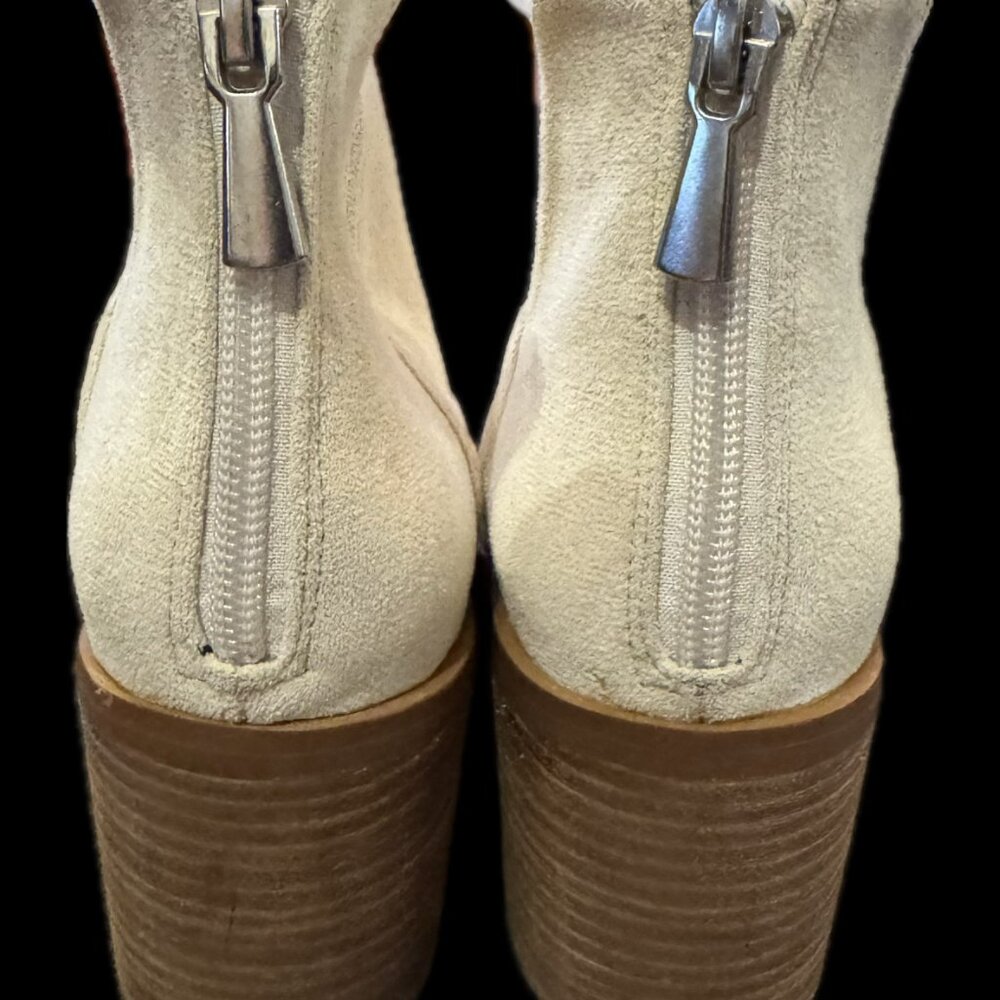 BP Bootie - Picture 2 of 3